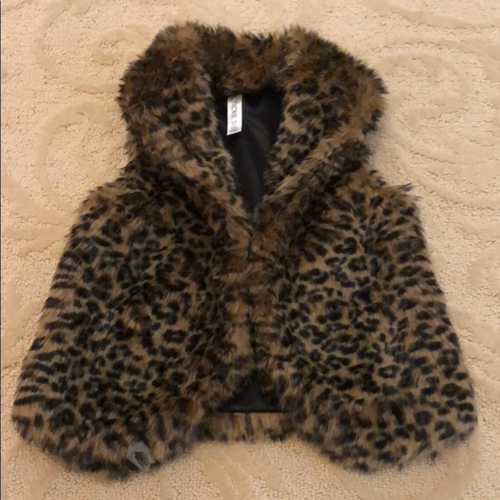 Cheetah Print Faux Fur Vest Girls Size 6/7